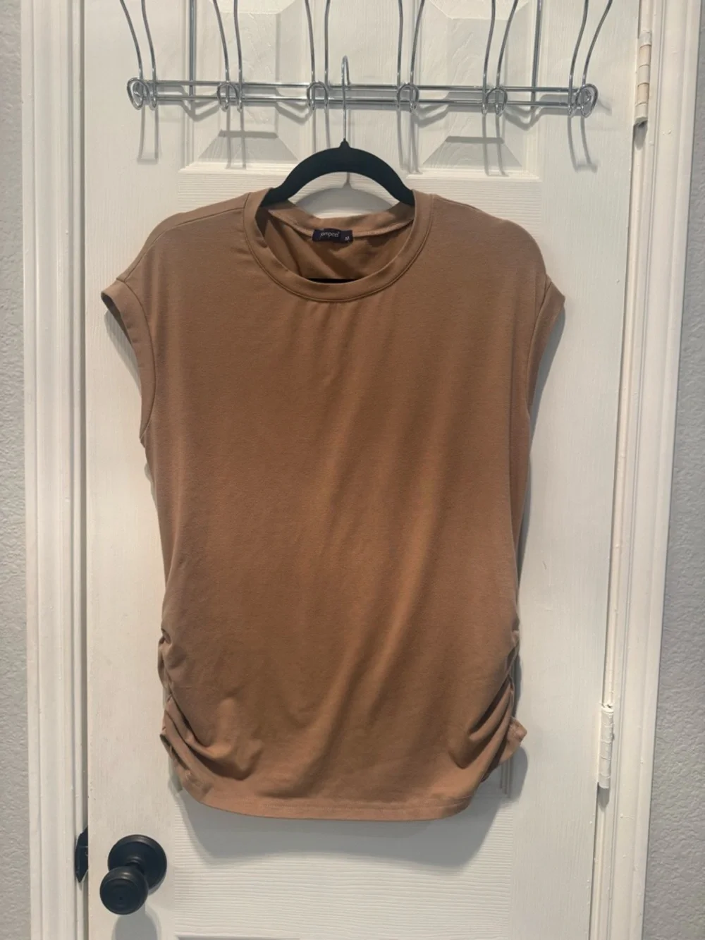 🤎 Ruched Side Cinched Tee Camel Cap Sleeve Crew Neck Top Size M